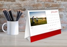 https://print-plus.ca/wp-content/uploads/2021/12/Desk_Calendars.jpg